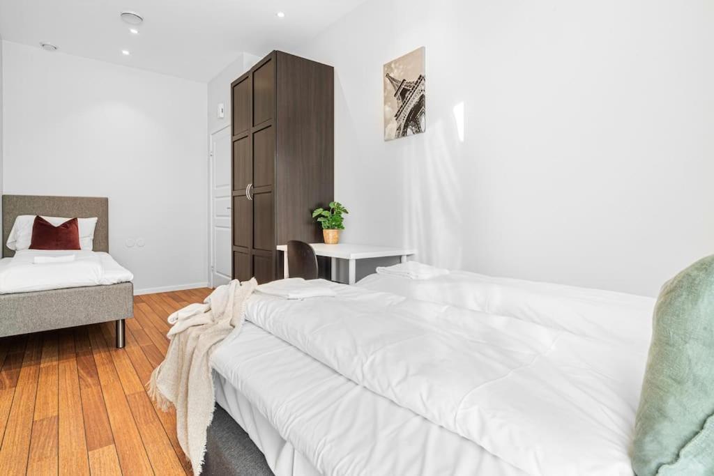 Ocean-View Haven: Take A Swim From Your Window! Bergen Extérieur photo